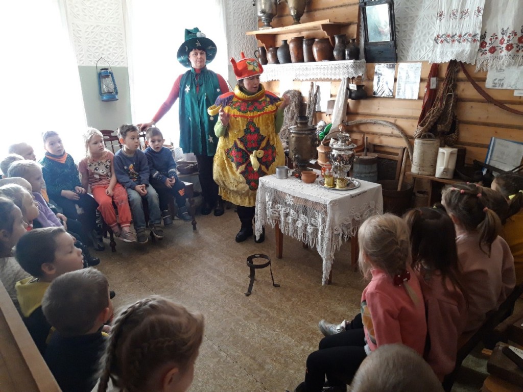 Поход в музей: "Предки чайника" 0