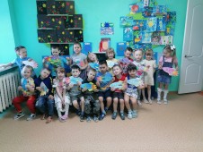 Выставка к 12 апреля Выставка к 12 апреля
