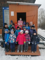 Экскурсия в сельскую библиотеку.