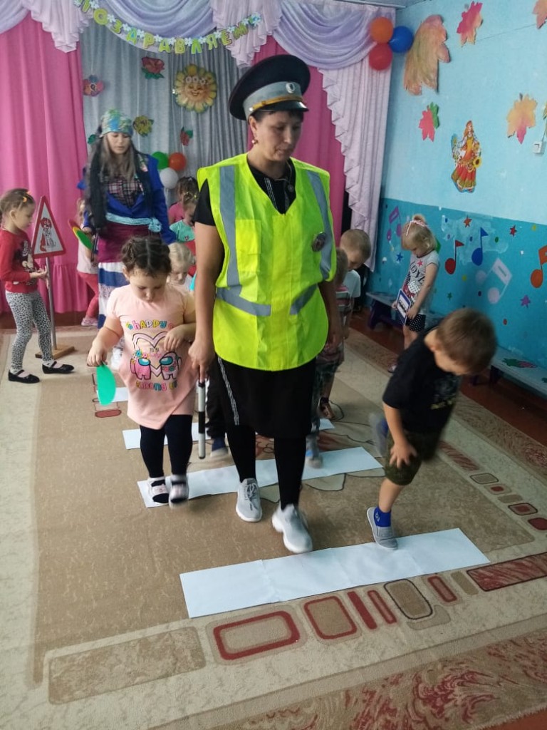 Правила дорожные детям знать положено! 2