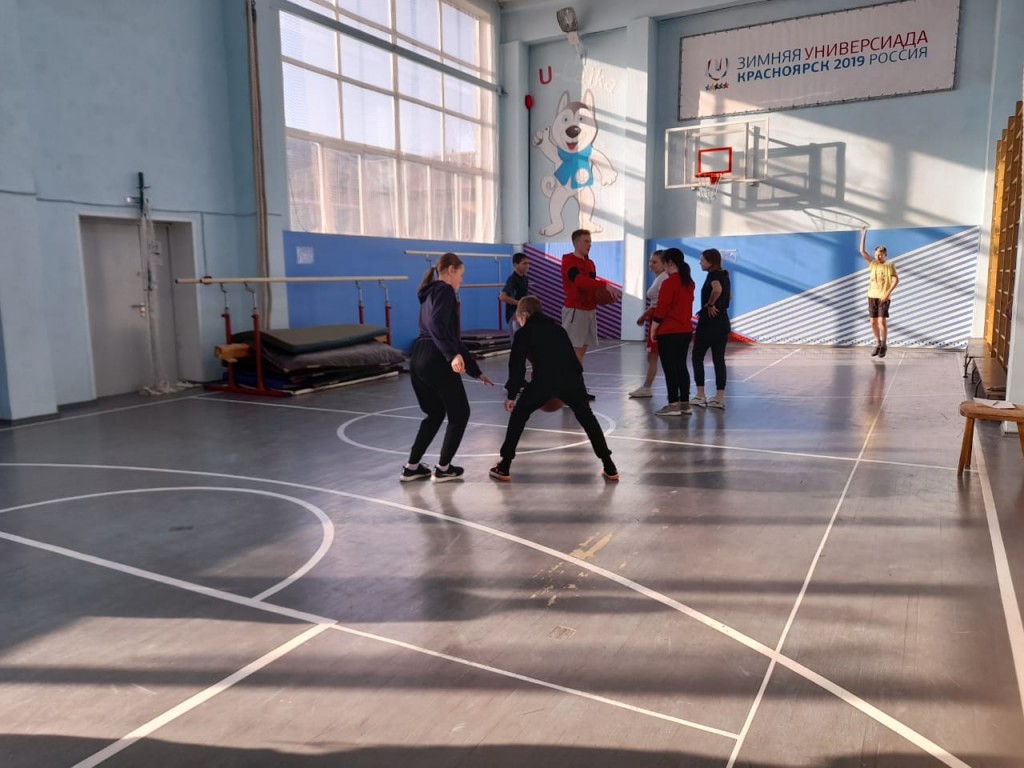 Школьные соревнования по стритболу 3x3 среди 3-8 классов. 9